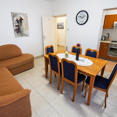 Apartments Bene Банёл Экстерьер фото