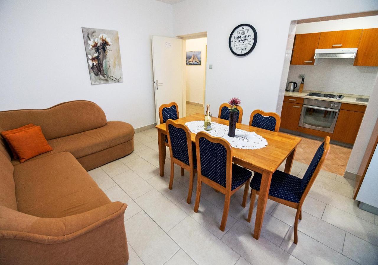 Apartments Bene Банёл Экстерьер фото
