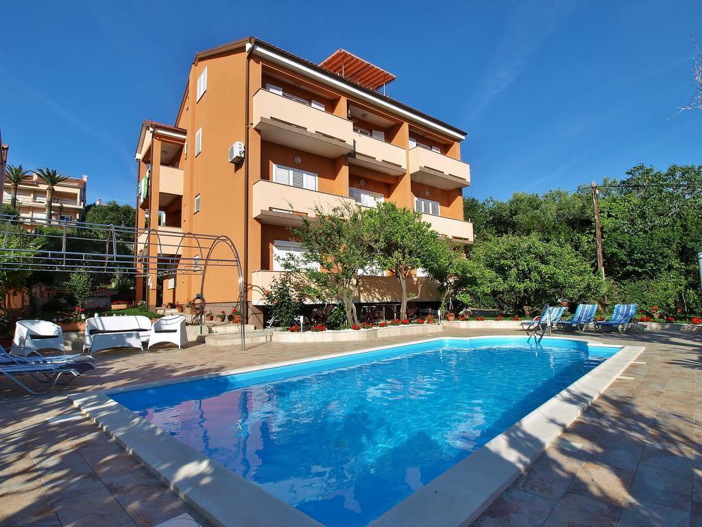 Apartments Bene Банёл Экстерьер фото